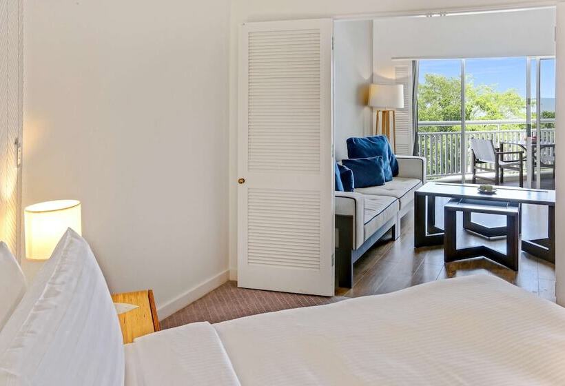 סוויטה אקזקיוטיב, Shangrila The Marina, Cairns