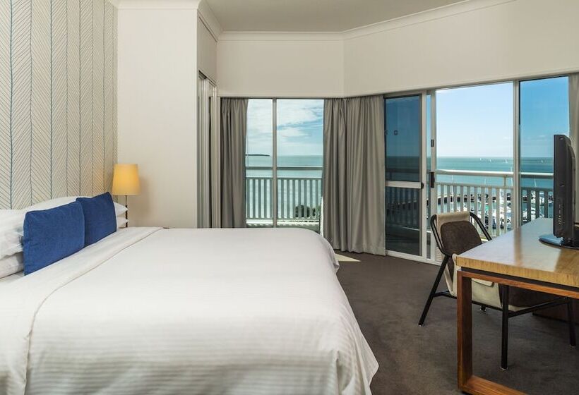 סוויטה אקזקיוטיב, Shangrila The Marina, Cairns
