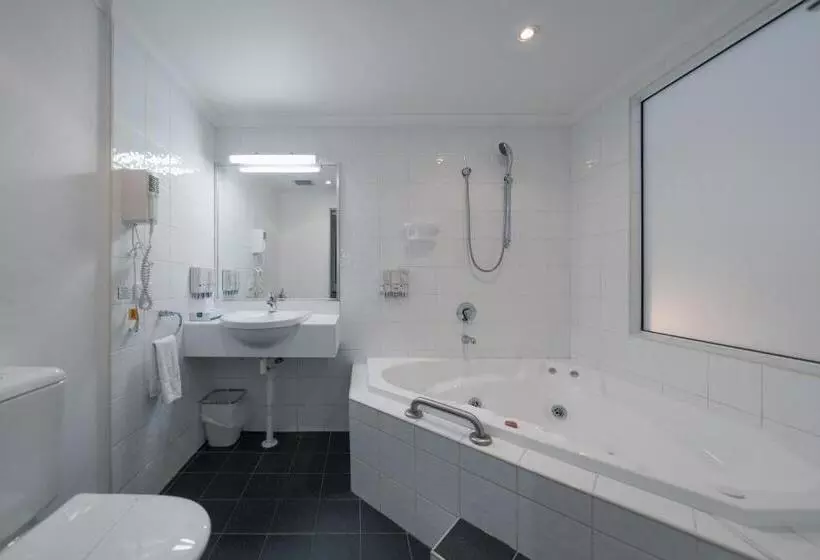 스위트, The Select Inn Gosford