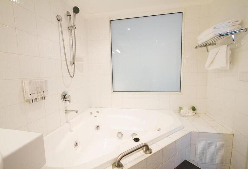 Люкс, The Select Inn Gosford