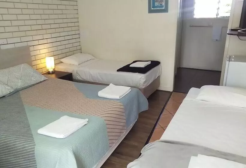 ファミリールーム, Paradise Motel