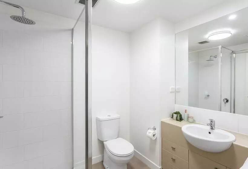 Studio Executive, Quest Echuca