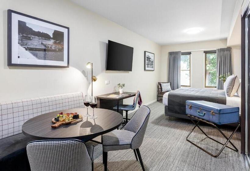 Апартаменты 3 Спальни, Quest Echuca