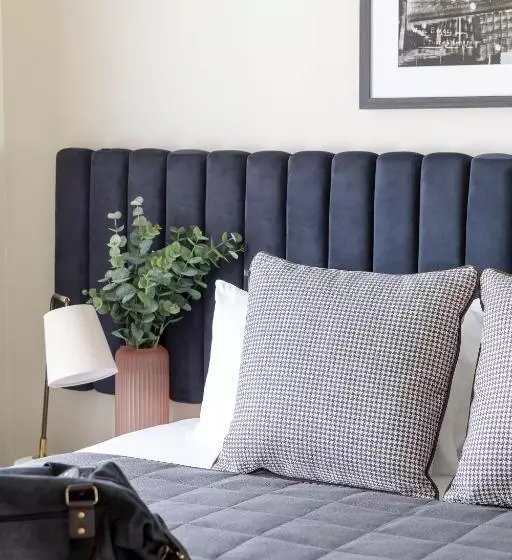 Studio Standard, Quest Echuca