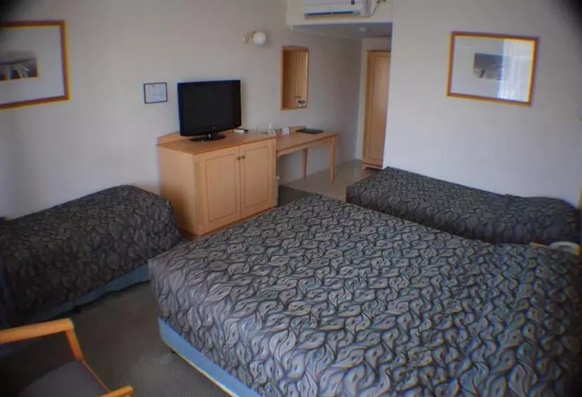디럭스 패밀리 룸, The Oxley Motel Dubbo
