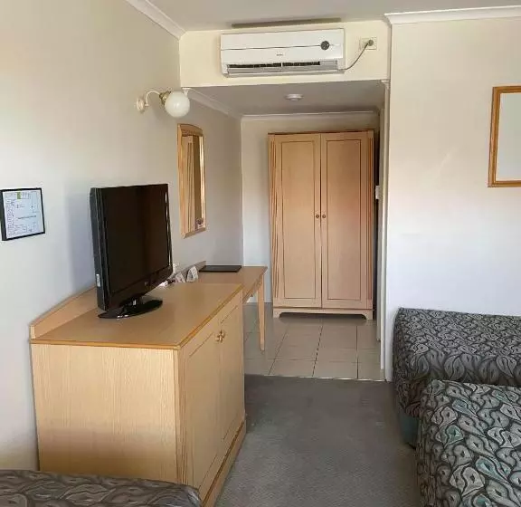 디럭스 패밀리 룸, The Oxley Motel Dubbo