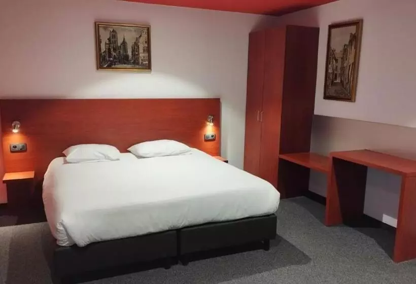 اتاق سوپریور با تخت بزرگ, A&o Antwerpen Centraal