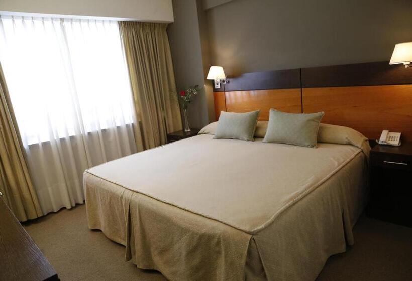 침실 2개 아파트, Corregidor