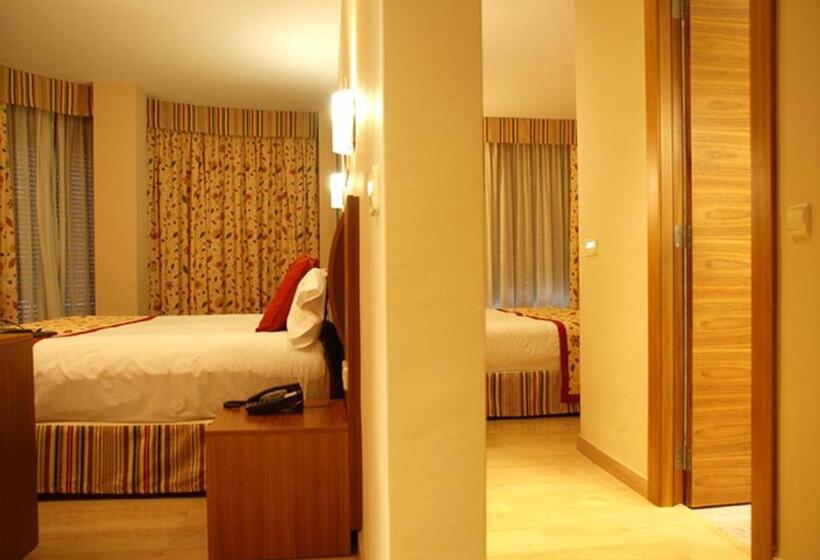 اتاق سوپریور چهار تخته, Guillem & Spa