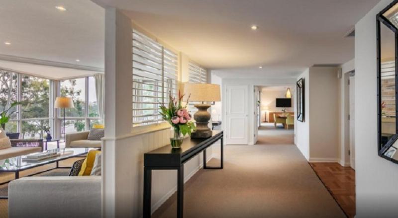 Люкс Клуб, Intercontinental Sanctuary Cove Resort, An Ihg