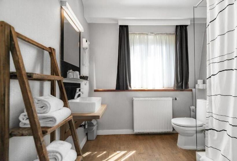 חדר סטנדרט, Es Maraboe