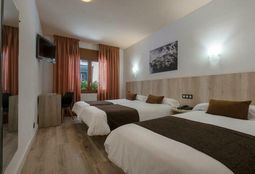 اتاق سوپریور سه تخته, Marco Polo by Nexta