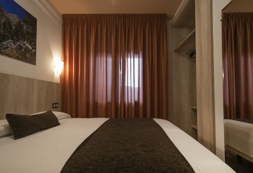 Economy Quadruple Room, Marco Polo by Nexta