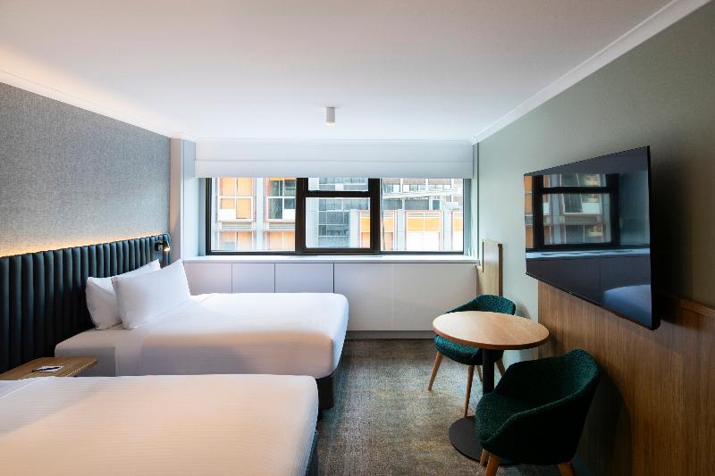 스탠다드 스튜디오, Novotel Sydney City Centre
