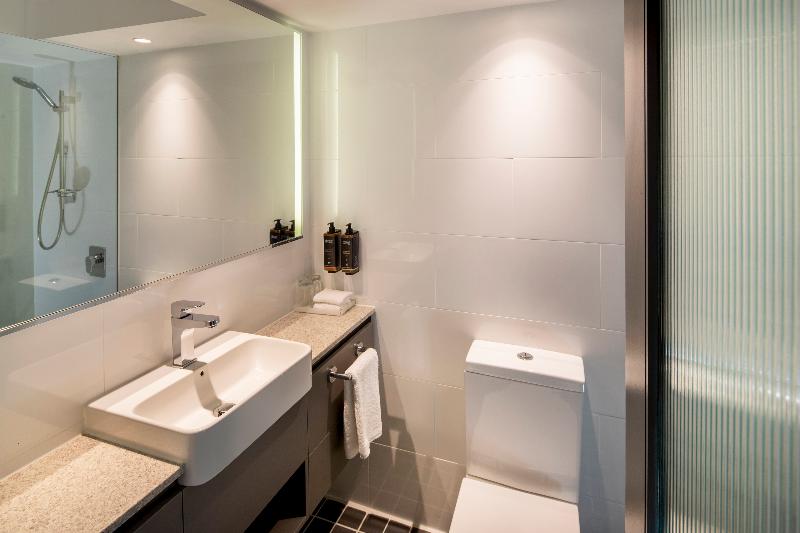 스탠다드 룸 킹사이즈 침대, Novotel Sydney City Centre