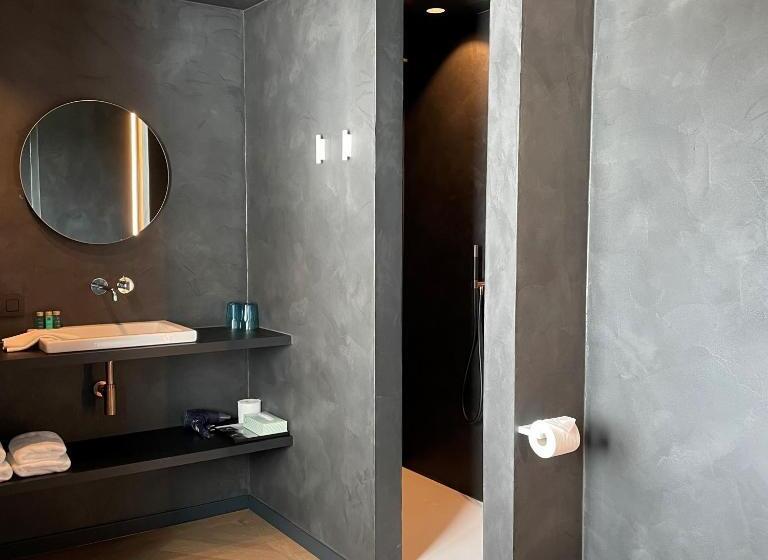 Номер Superior, Montanus