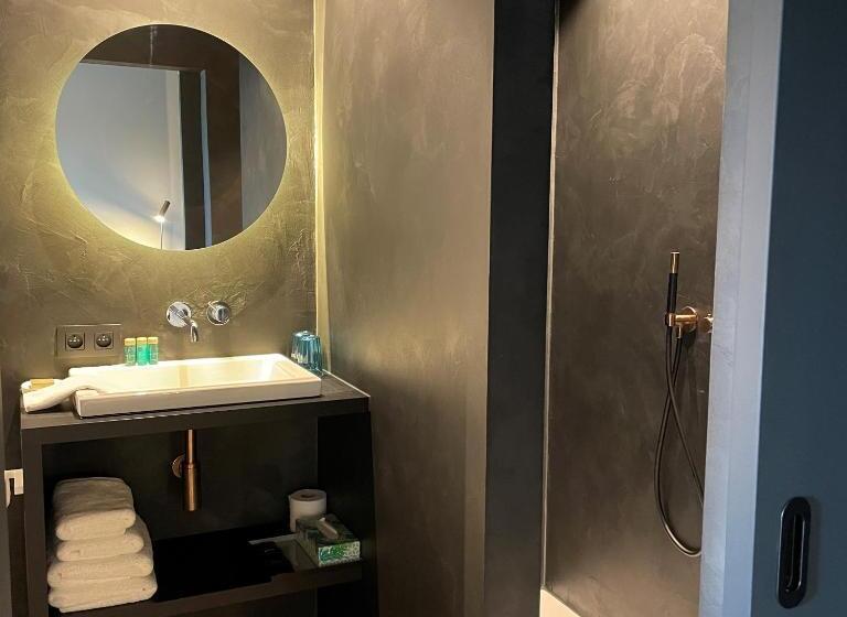 Номер Стандарт, Montanus