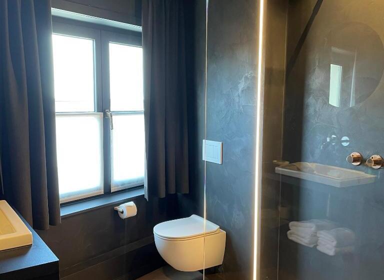 Номер Стандарт, Montanus