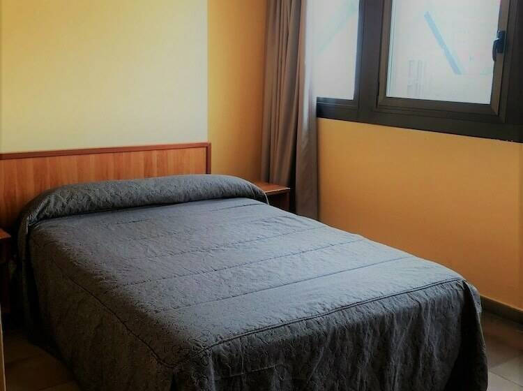 اتاق استاندارد یک نفره, Refugi Dels Isards