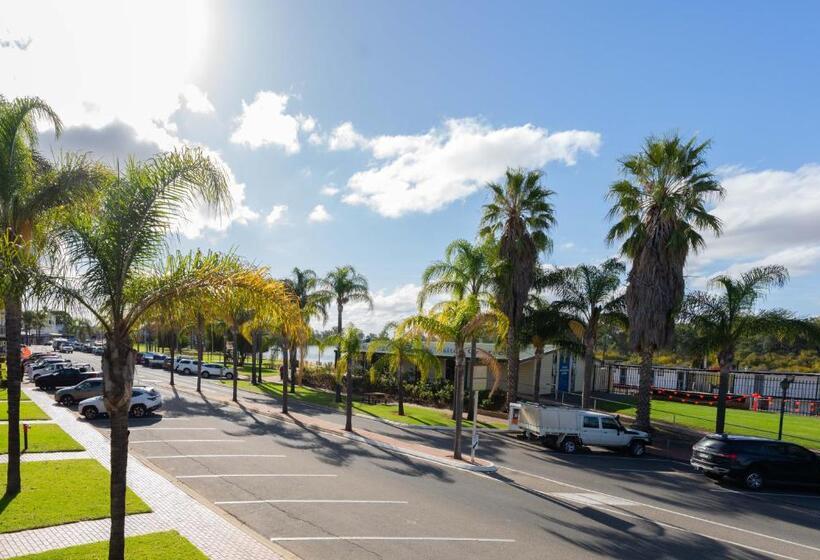 اتاق استاندارد با تخت دو نفره بزرگ, Renmark