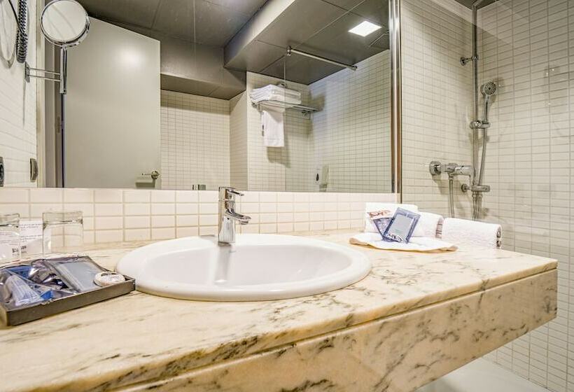 غرفة قياسية, Roc Blanc Hotel & Spa