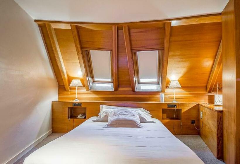 غرفة سوبيريور رباعية, Roc Blanc Hotel & Spa