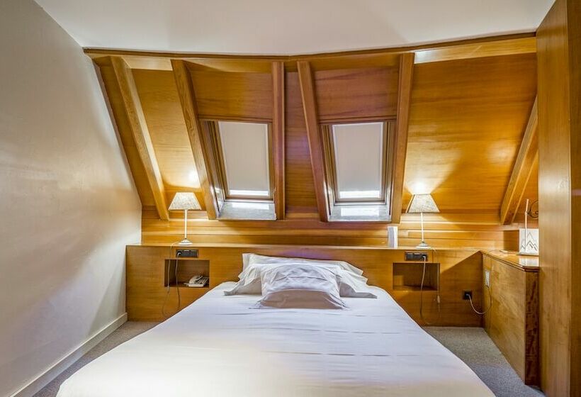 غرفة سوبيريور رباعية, Roc Blanc Hotel & Spa