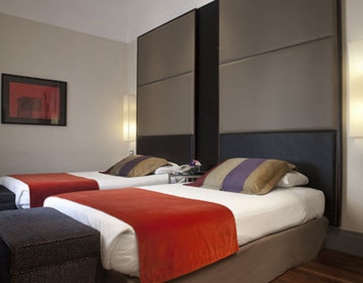 اتاق لوکس, Savoy