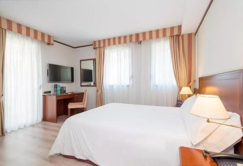 اتاق لوکس, Spa Termes Carlemany
