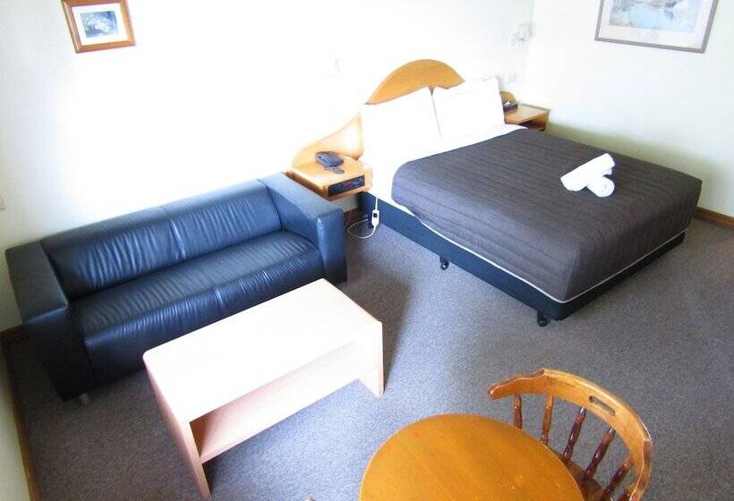 Номер Стандарт, St. Georges Motor Inn