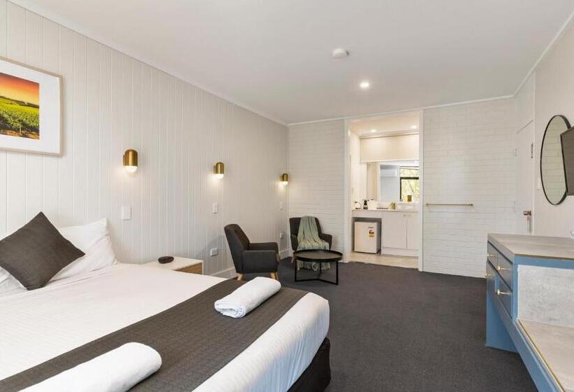 اتاق سوپریور, The Wine Vine