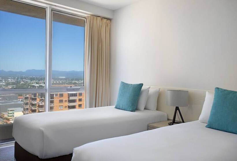 Апартаменты 2 Спальни, Paradise Centre Apartments