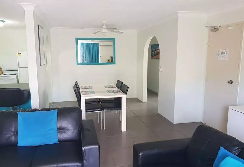آپارتمان 2 خوابه, St Tropez Apartments