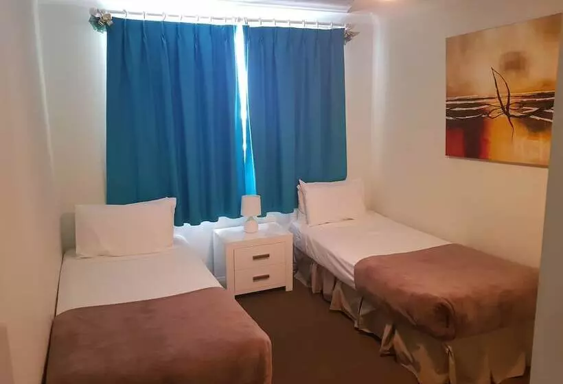 آپارتمان 2 خوابه, St Tropez Apartments