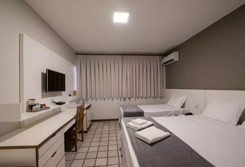 スタンダードトリプルルーム, Carlton Suites Limeira