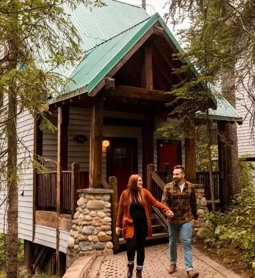 اتاق استاندارد با تخت بزرگ, Emerald Lake Lodge