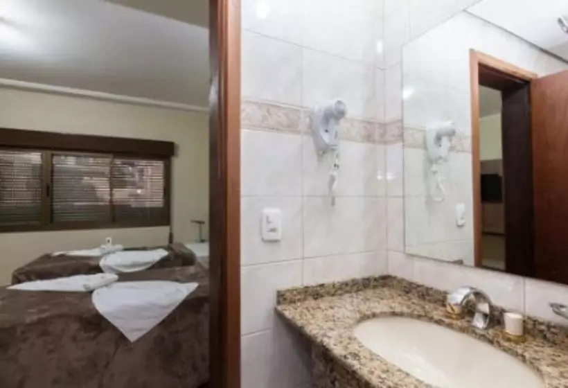 اتاق سوپریور, Letto Caxias
