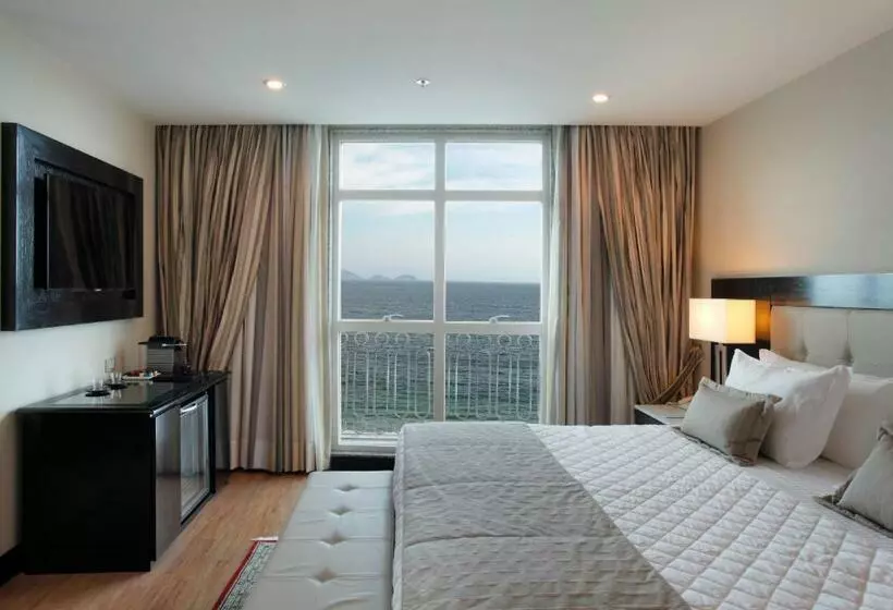 Deluxe Kolmen Hengen Huone, Miramar by Windsor Copacabana