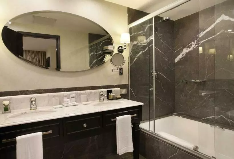 Deluxe Kolmen Hengen Huone, Miramar by Windsor Copacabana