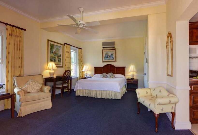 سوییت لوکس, Royal Palms