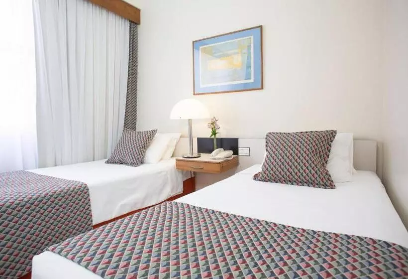 Standard-huone, Savoy Othon