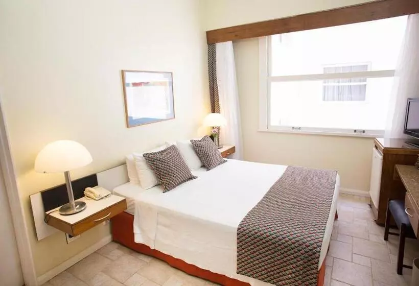 Standard-huone, Savoy Othon
