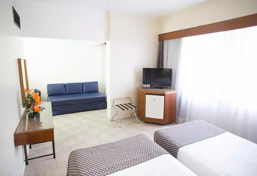 Superior-huone, Savoy Othon