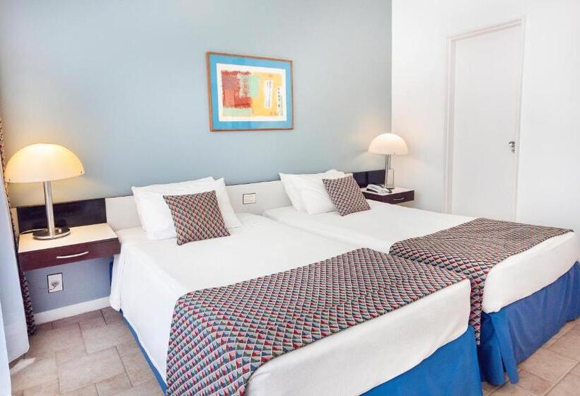Quarto Triplo Superior, Savoy Othon