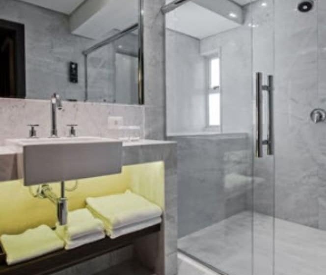 Люкс Superior, Slaviero Curitiba Centro