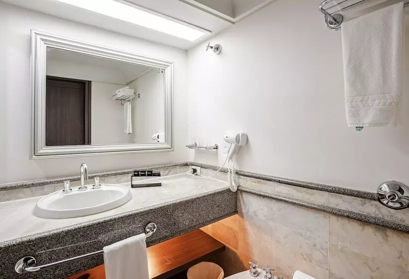 اتاق خانوادگی, Slaviero Hotel Curitiba Centro