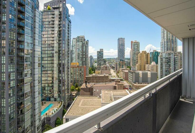 발코니 디럭스 룸, Best Western Premier Chateau Granville Hotel & Suites & Conference Centre