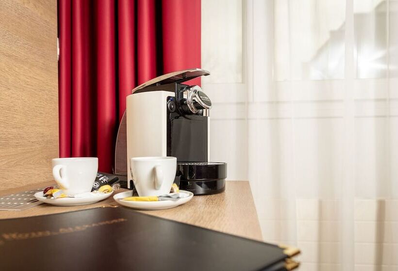 クラシックルーム, Alexander