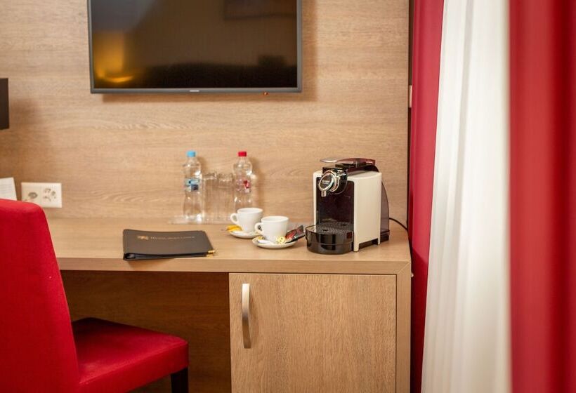 クラシックルーム, Alexander