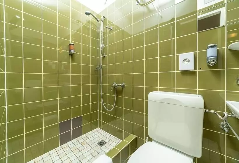 Quarto standart individual, Alexander